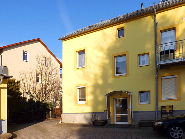 Hausfassade Steinbacher Str. in Dresden-Cotta