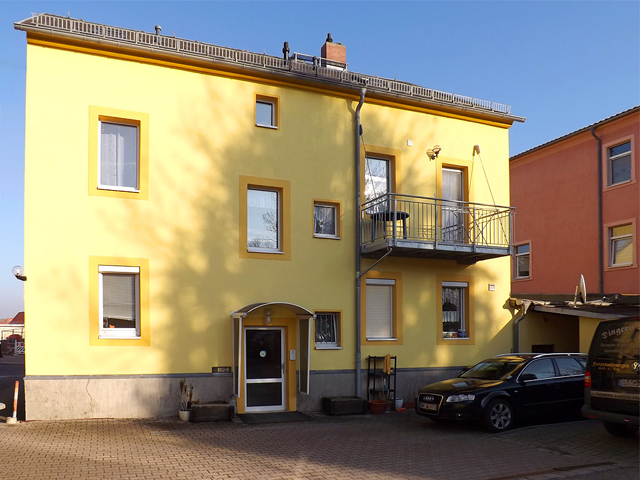 Hausfassade Steinbacher Str. in Dresden-Cotta